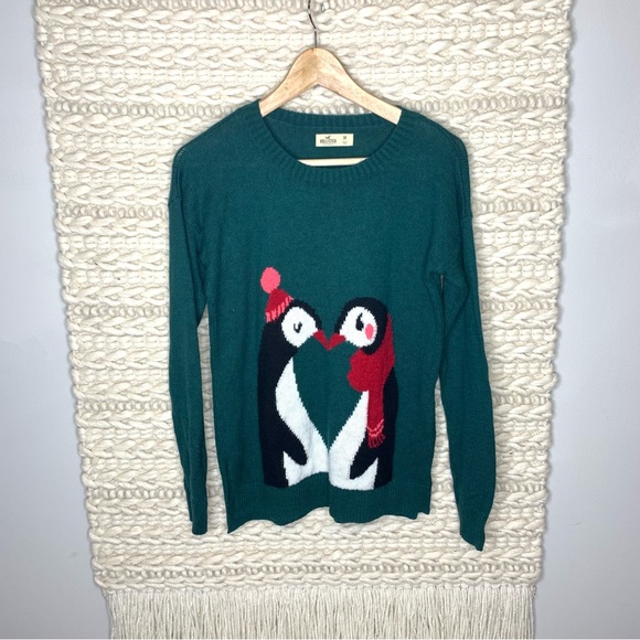 Hollister Sweaters - Hollister Green Penguin Sweater